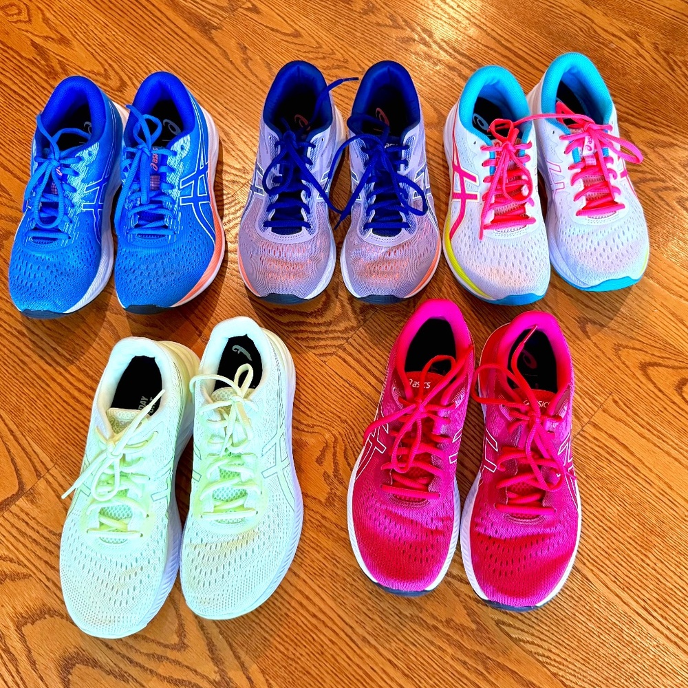 ASICS (Lot of 5) Gel Excite 8(two pair) ,7(two pair) and 6(one pair) - size 8.5